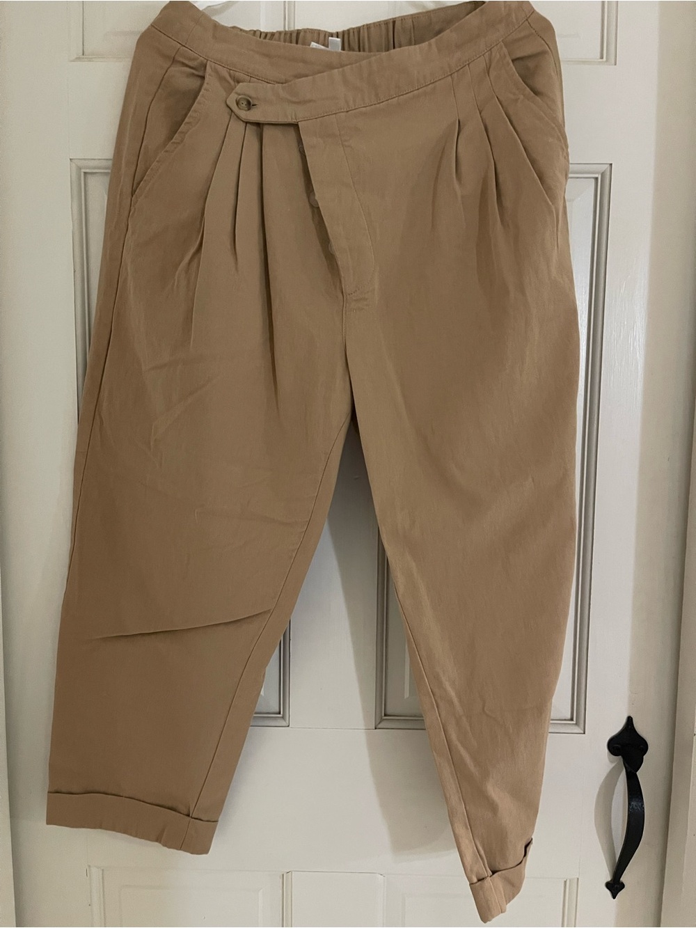 MARBLE Men's Pleated Chinos in Tan